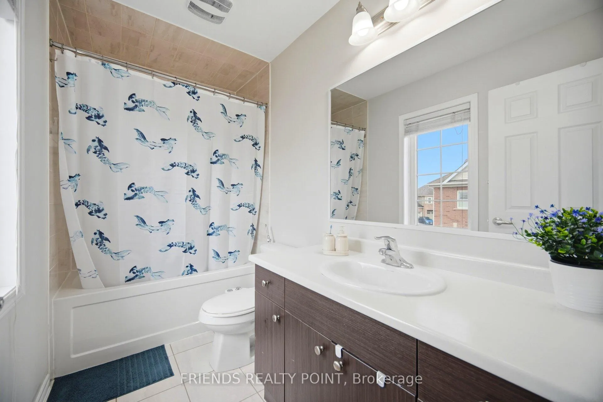 Photo 48 of 19 Donlamont Circle, Brampton, Northwest Brampton — HOMEH