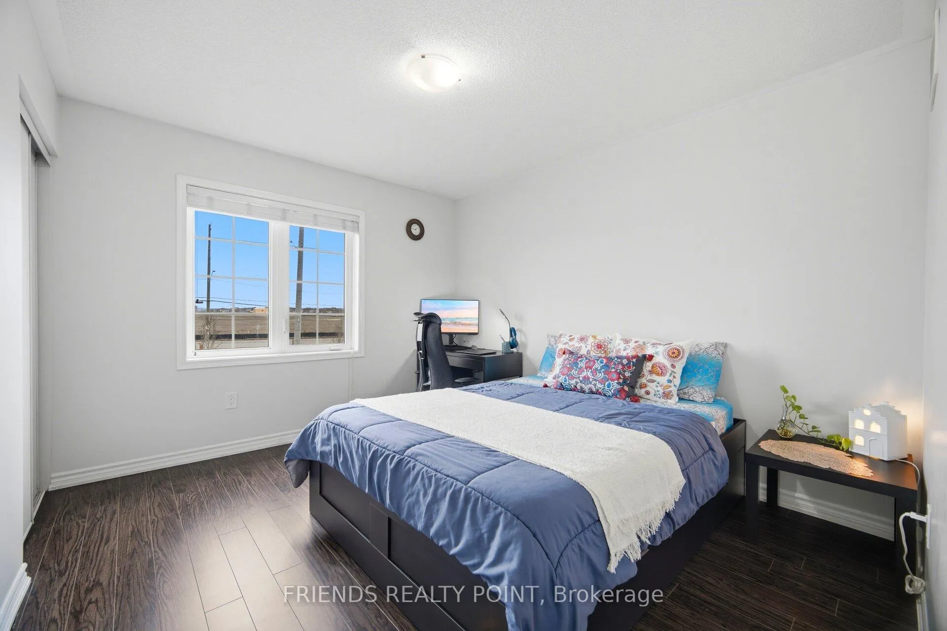 Photo 49 of 19 Donlamont Circle, Brampton, Northwest Brampton — HOMEH