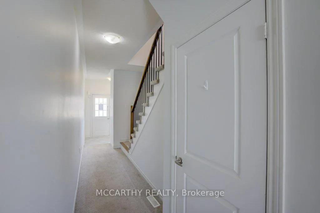 Photo 7 of 252 Ridley Crescent, Southgate — HOMEH