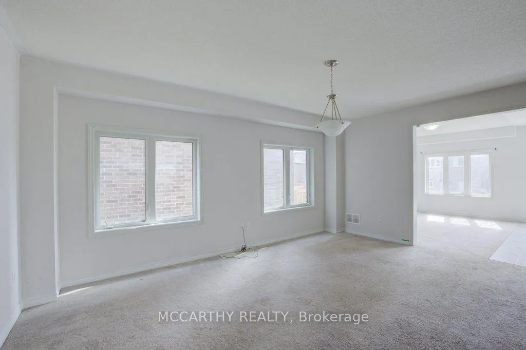 Photo 9 of 252 Ridley Crescent, Southgate — HOMEH