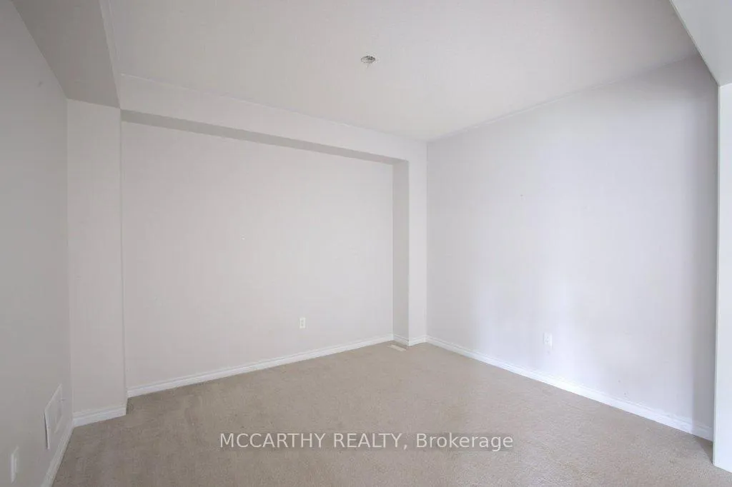 Photo 12 of 252 Ridley Crescent, Southgate — HOMEH
