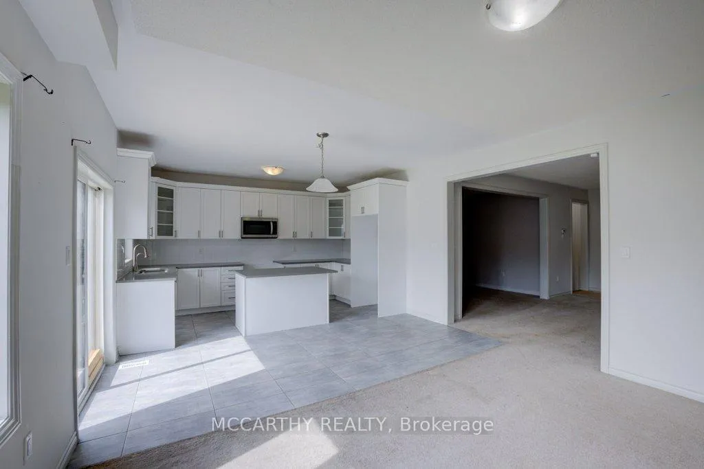 Photo 15 of 252 Ridley Crescent, Southgate — HOMEH