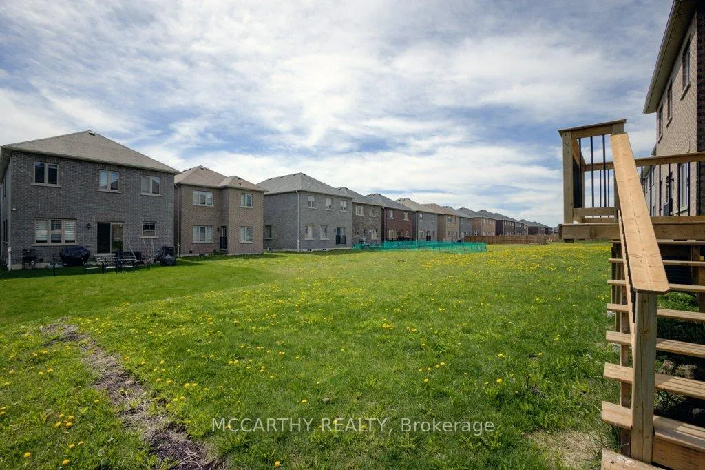 Photo 40 of 252 Ridley Crescent, Southgate — HOMEH