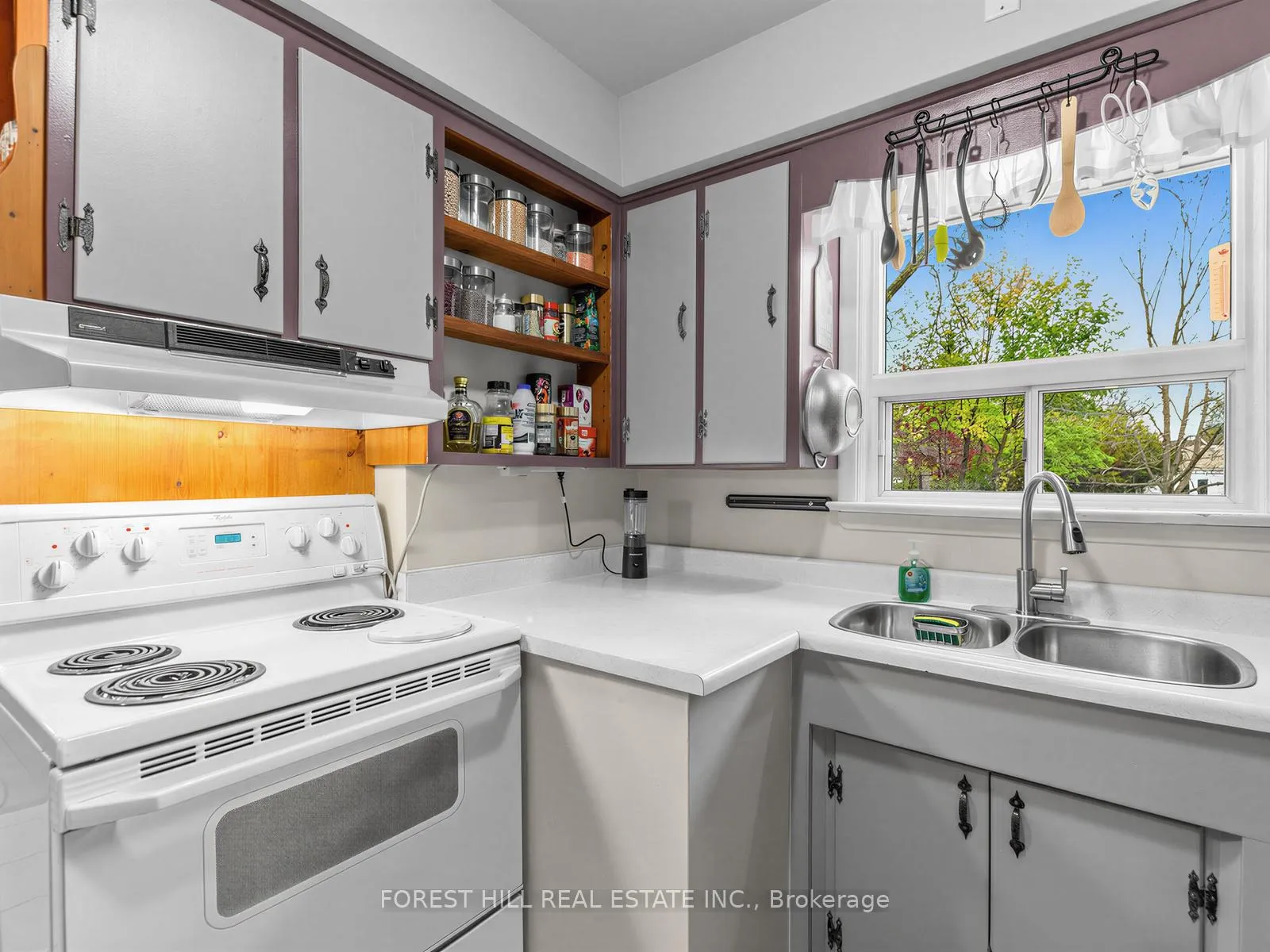 Photo 13 of 36 Hawkridge Avenue, Markham, Bullock — HOMEH