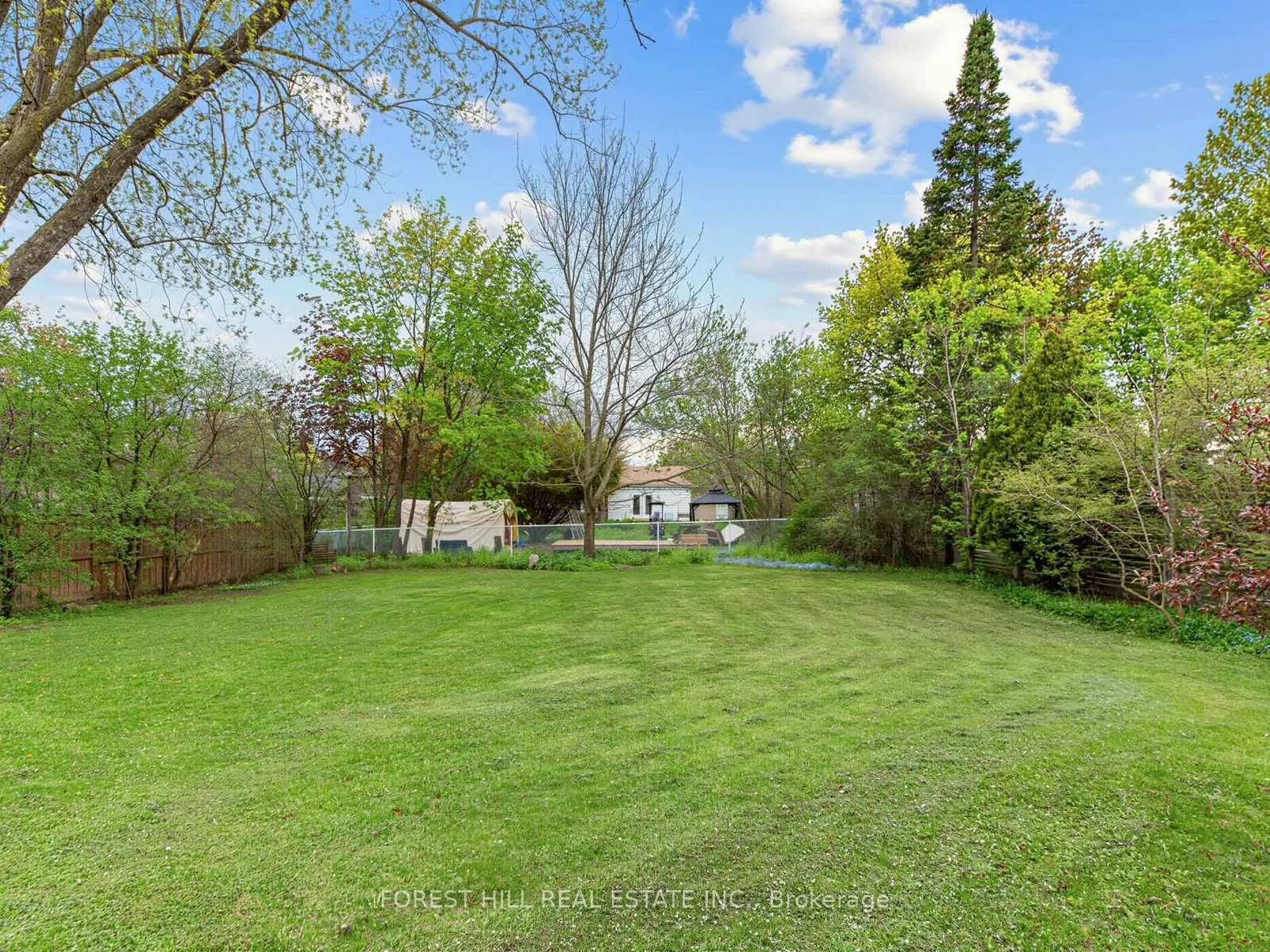 Photo 37 of 36 Hawkridge Avenue, Markham, Bullock — HOMEH