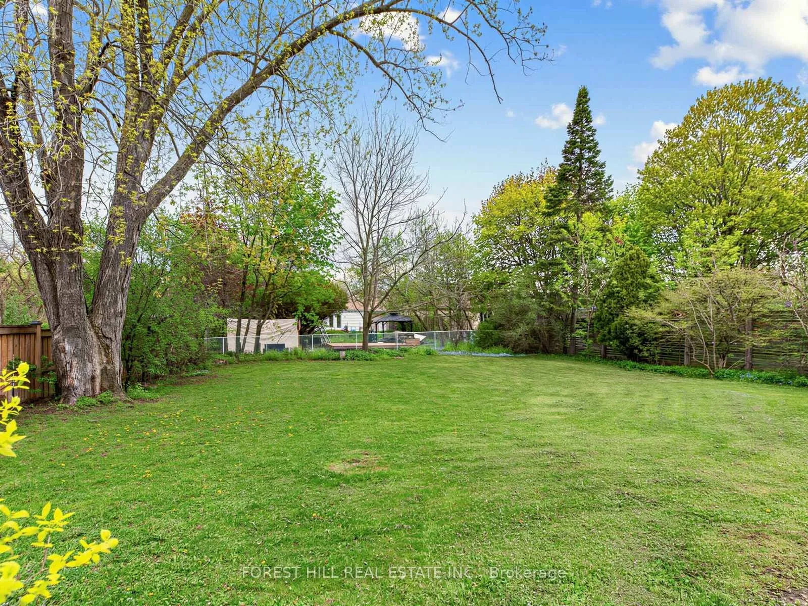 Photo 38 of 36 Hawkridge Avenue, Markham, Bullock — HOMEH
