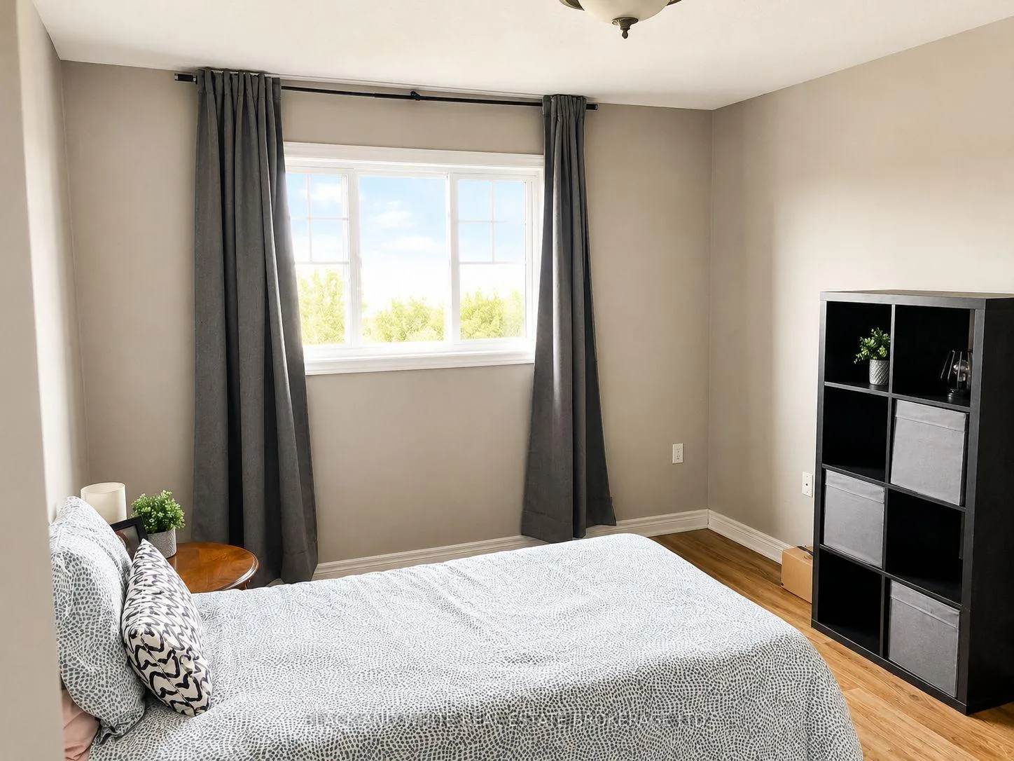 Photo 15 of Unit 18, 232 Stonehenge Drive, Hamilton, Meadowlands — HOMEH