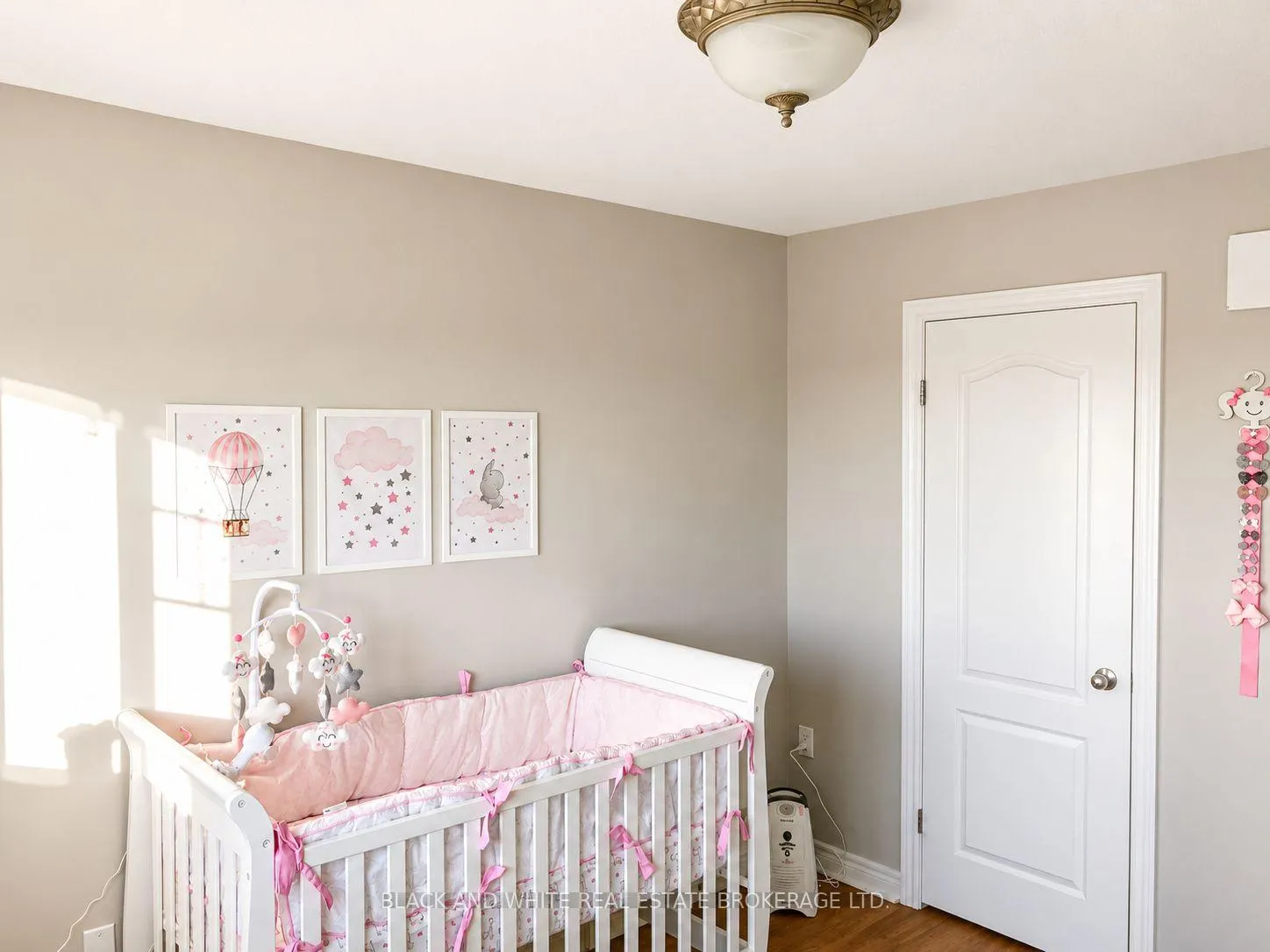Photo 18 of Unit 18, 232 Stonehenge Drive, Hamilton, Meadowlands — HOMEH