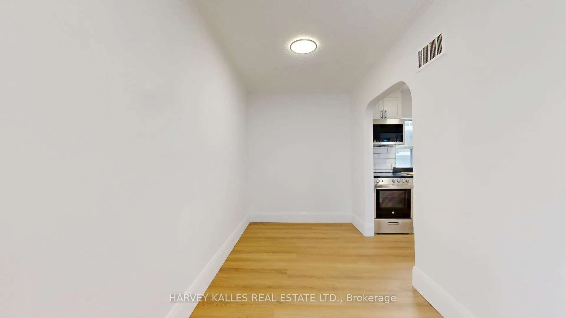 Photo 4 of Unit 5, 1252 Davenport Road, Toronto, Corso Italia-Davenport — HOMEH