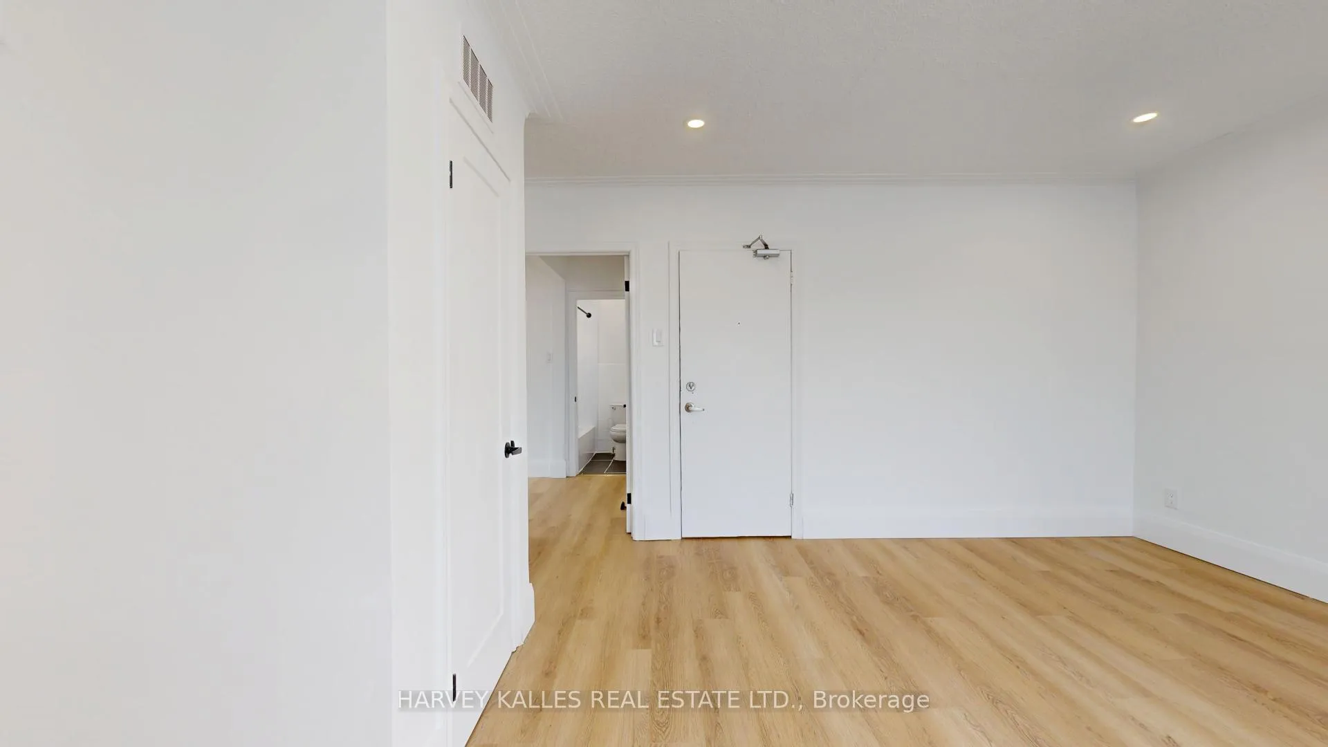 Photo 5 of Unit 5, 1252 Davenport Road, Toronto, Corso Italia-Davenport — HOMEH