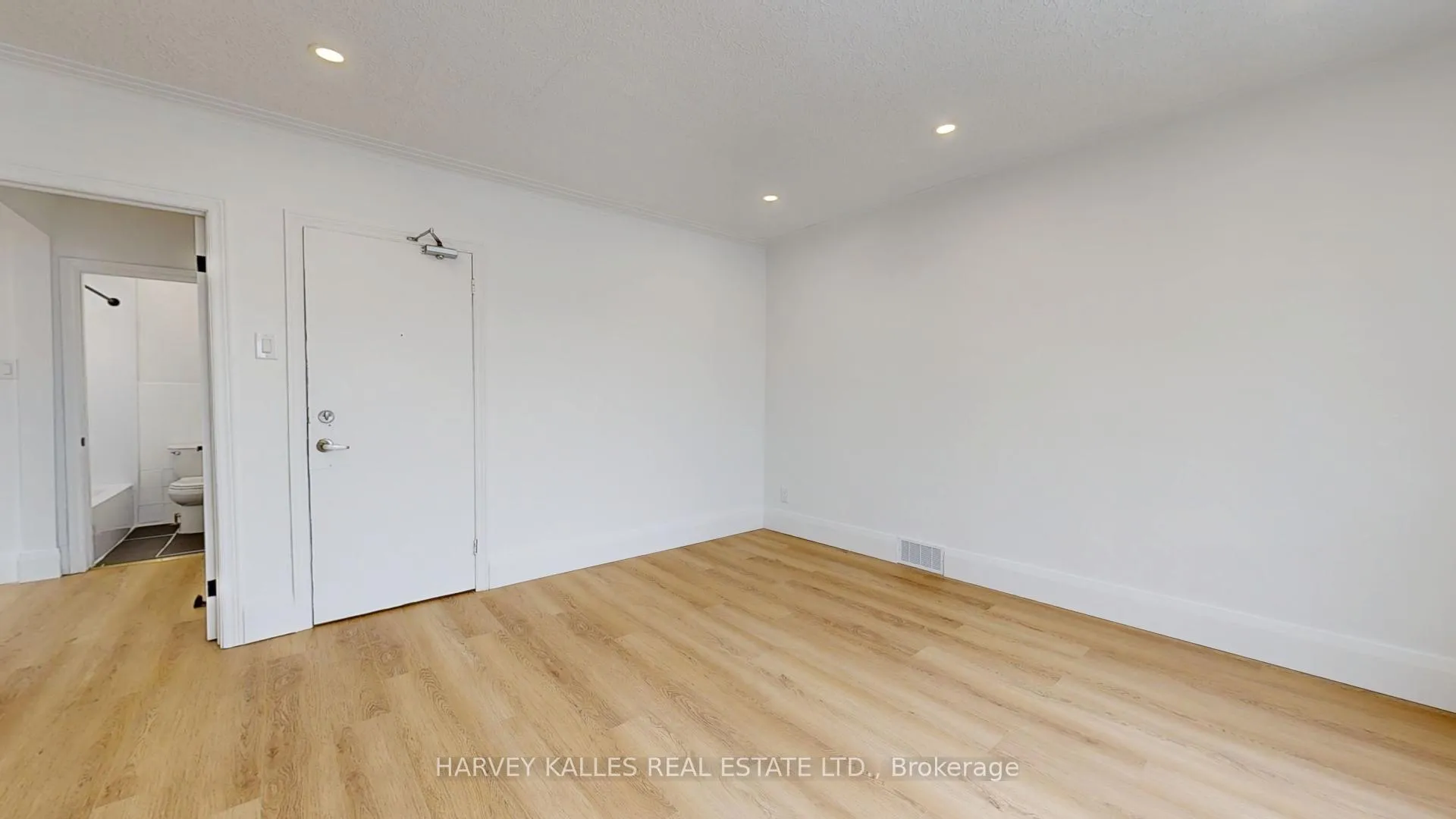Photo 6 of Unit 5, 1252 Davenport Road, Toronto, Corso Italia-Davenport — HOMEH