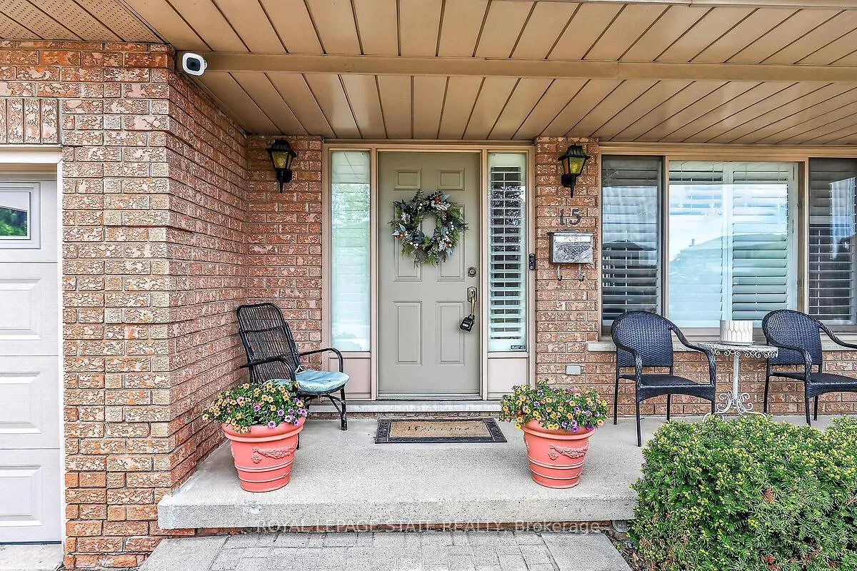 Photo 4 of 15 Gabriele Court, Hamilton, Gershome — HOMEH