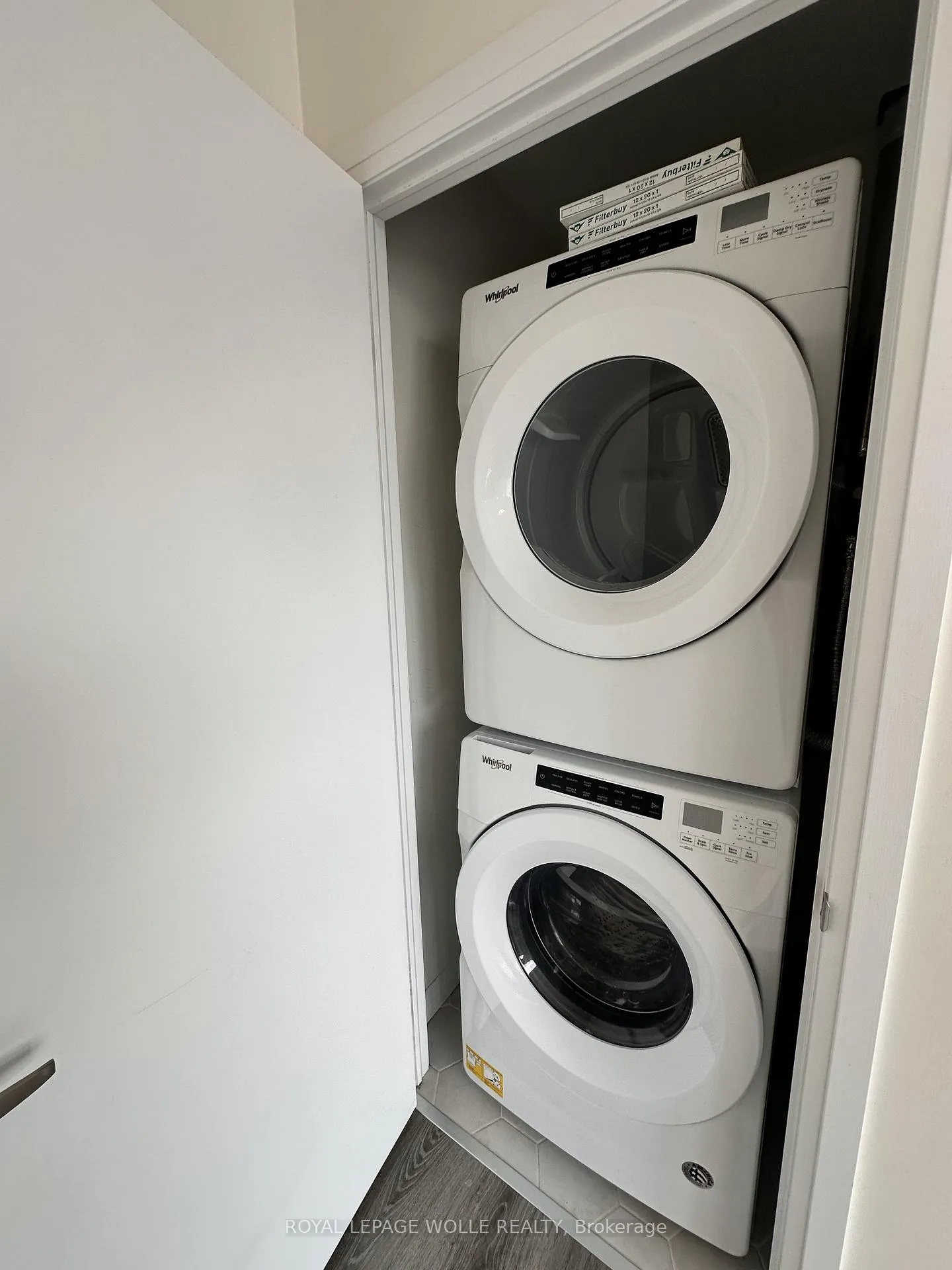 Photo 12 of Unit 408, 104 Garment Street, Kitchener — HOMEH