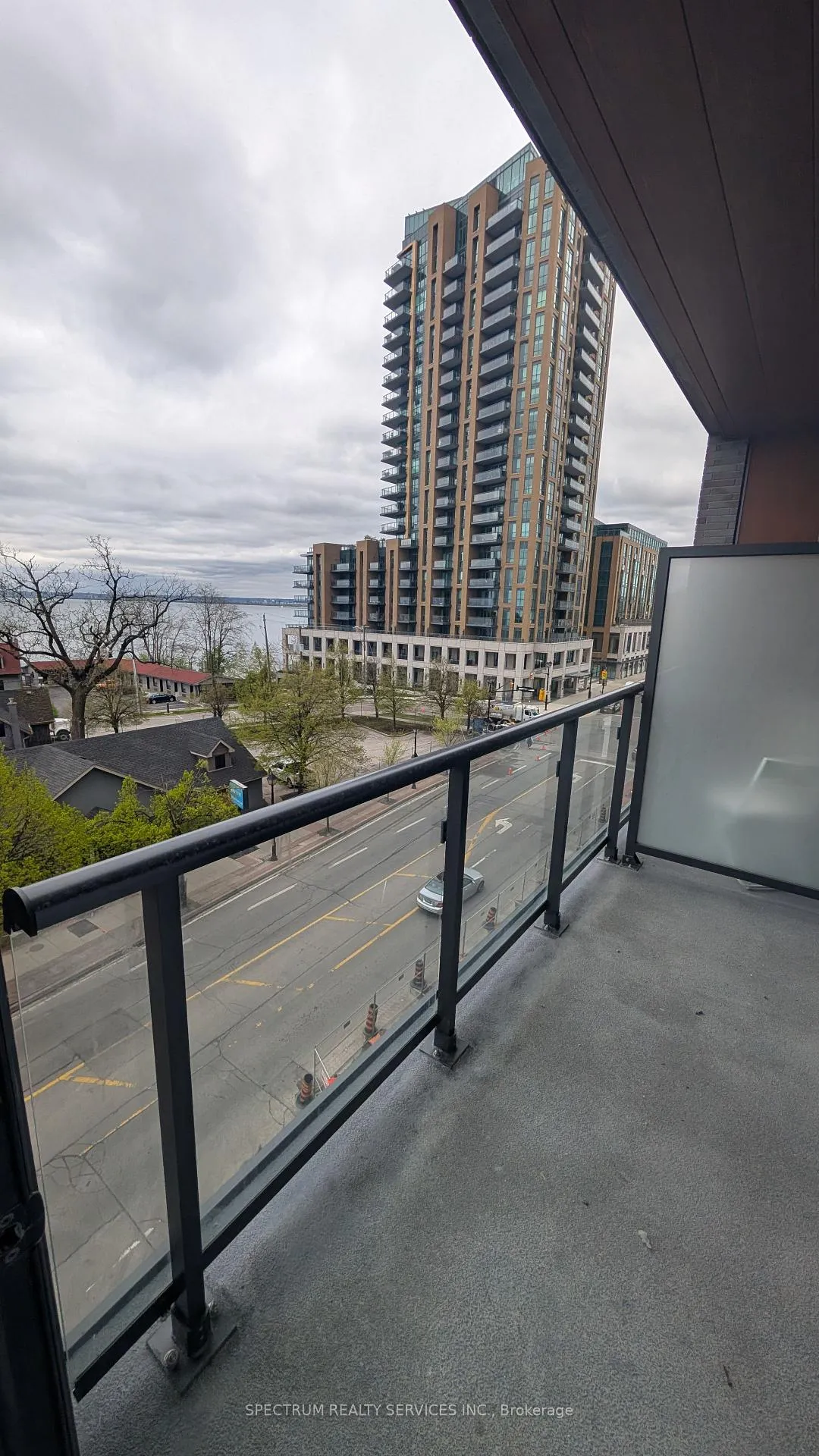 Photo 4 of Unit 407, 2075 Lakeshore Road, Burlington, Brant — HOMEH