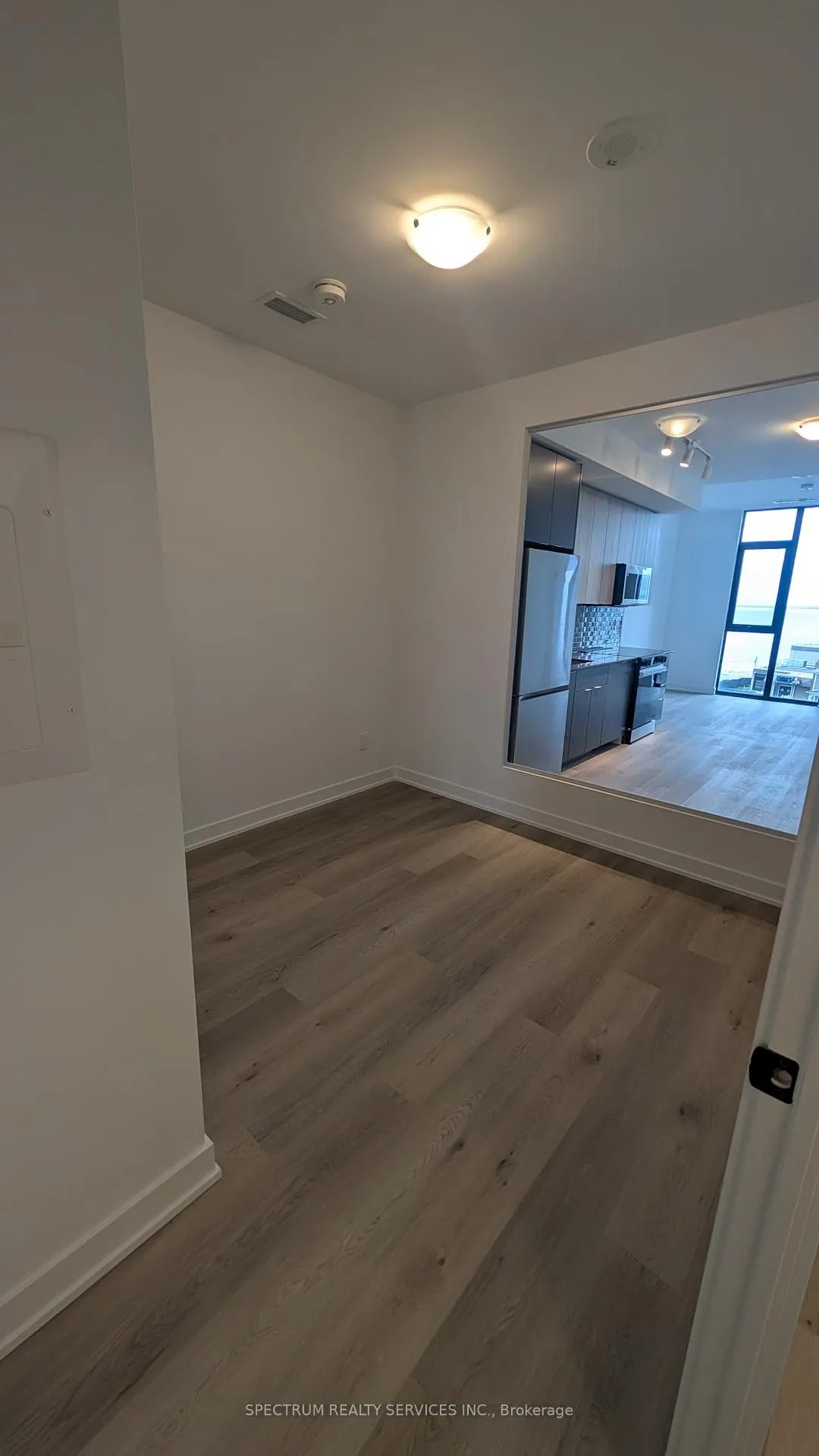 Photo 15 of Unit 407, 2075 Lakeshore Road, Burlington, Brant — HOMEH