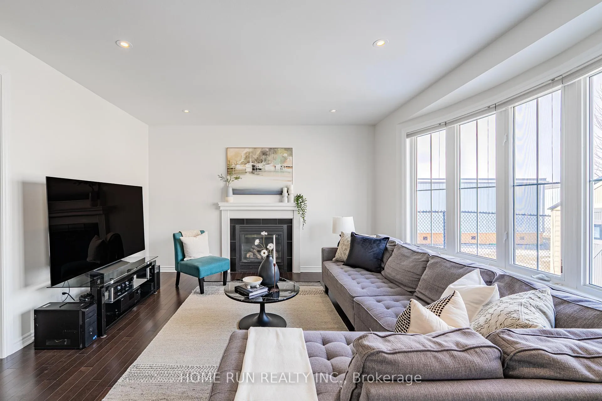 Photo 14 of 572 Dundonald Drive, Ottawa, Barrhaven - Half Moon Bay — HOMEH