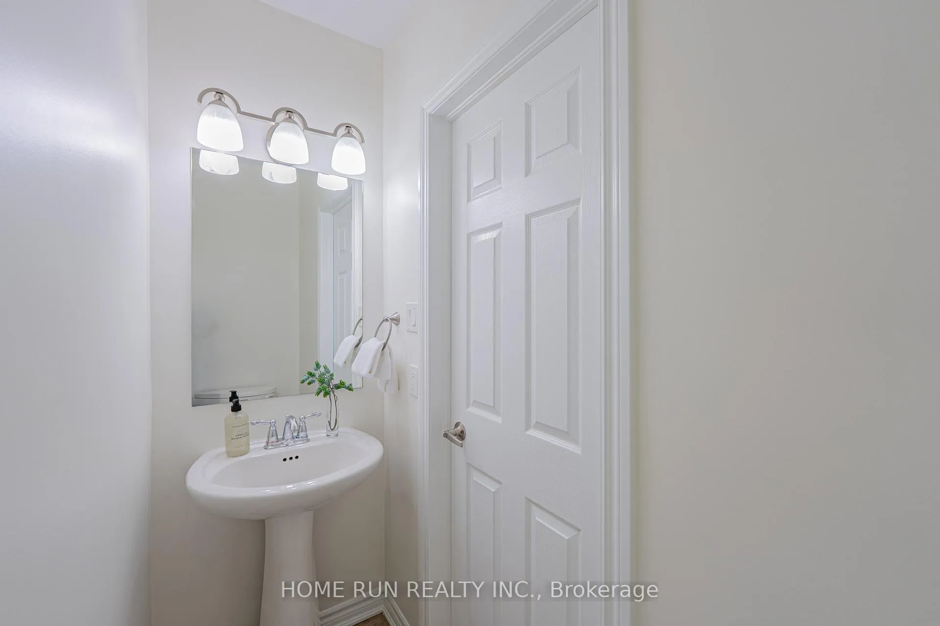 Photo 21 of 572 Dundonald Drive, Ottawa, Barrhaven - Half Moon Bay — HOMEH