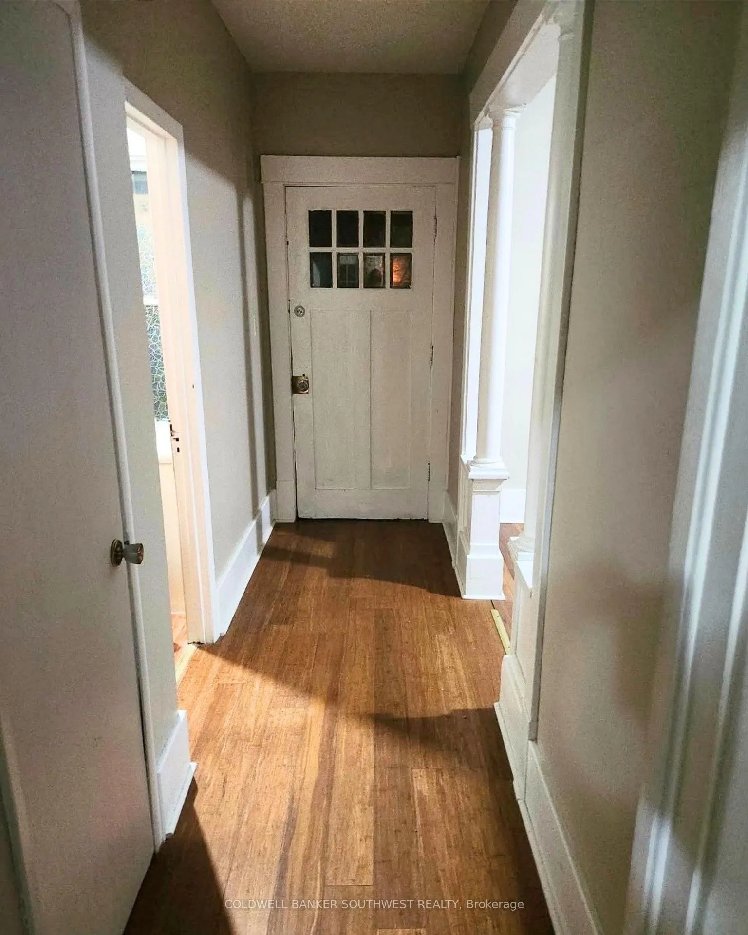 Photo 3 of 270 Queen Street, Sarnia — HOMEH