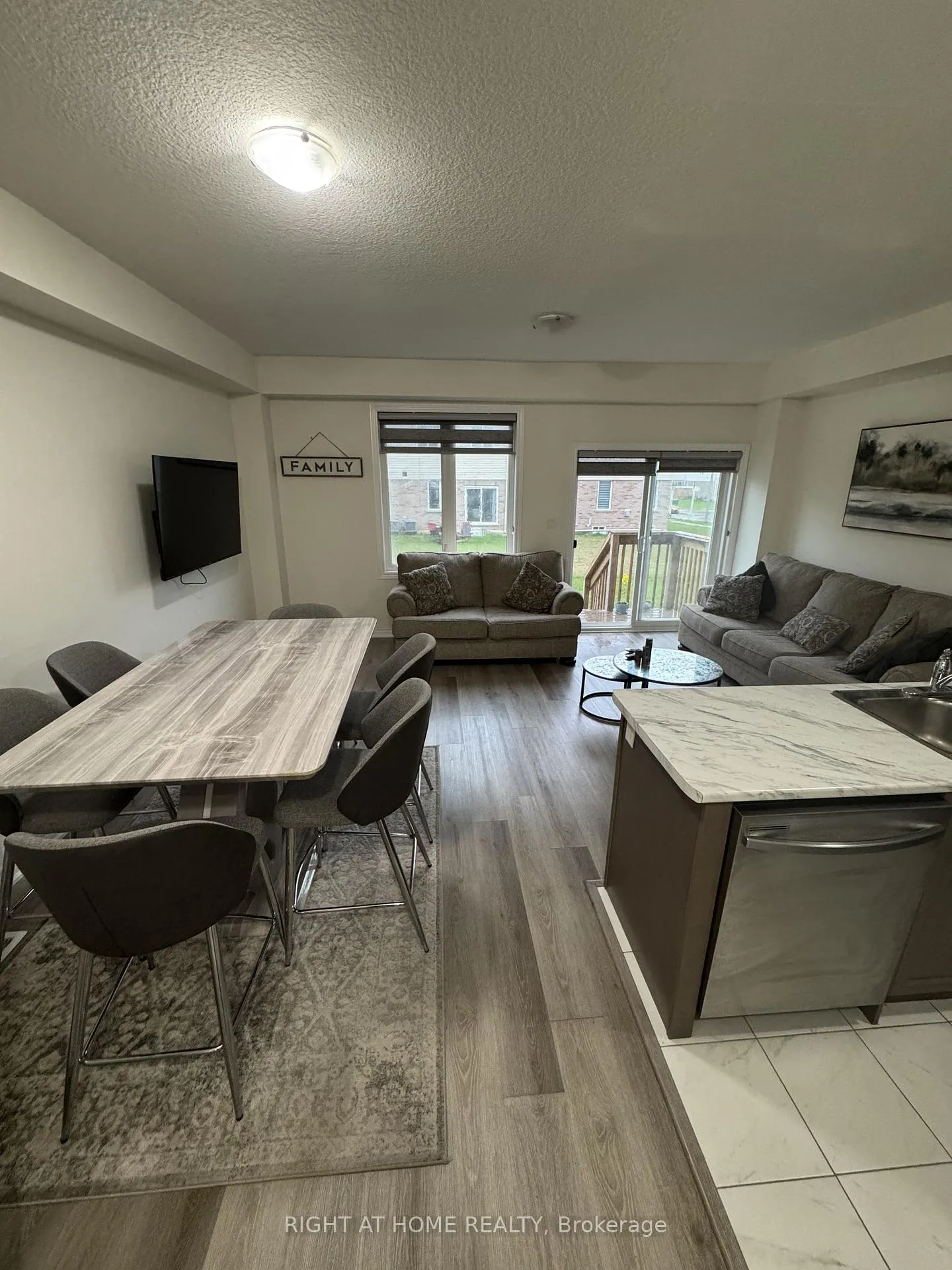 Photo 1 of 76 Pinot Crescent, Hamilton, Fruitland — HOMEH