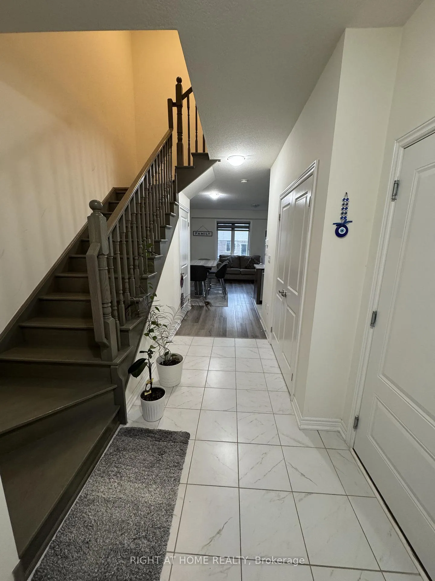 Photo 7 of 76 Pinot Crescent, Hamilton, Fruitland — HOMEH