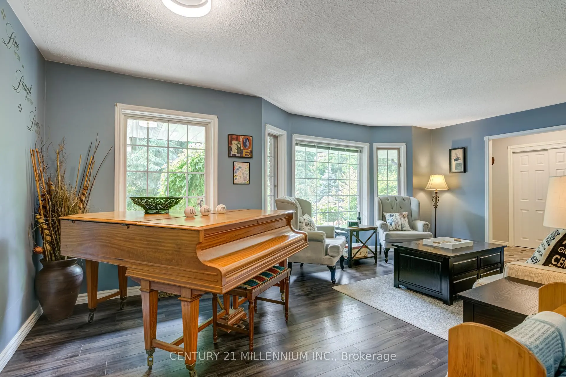 Photo 5 of 101 Birch Grove, Shelburne — HOMEH