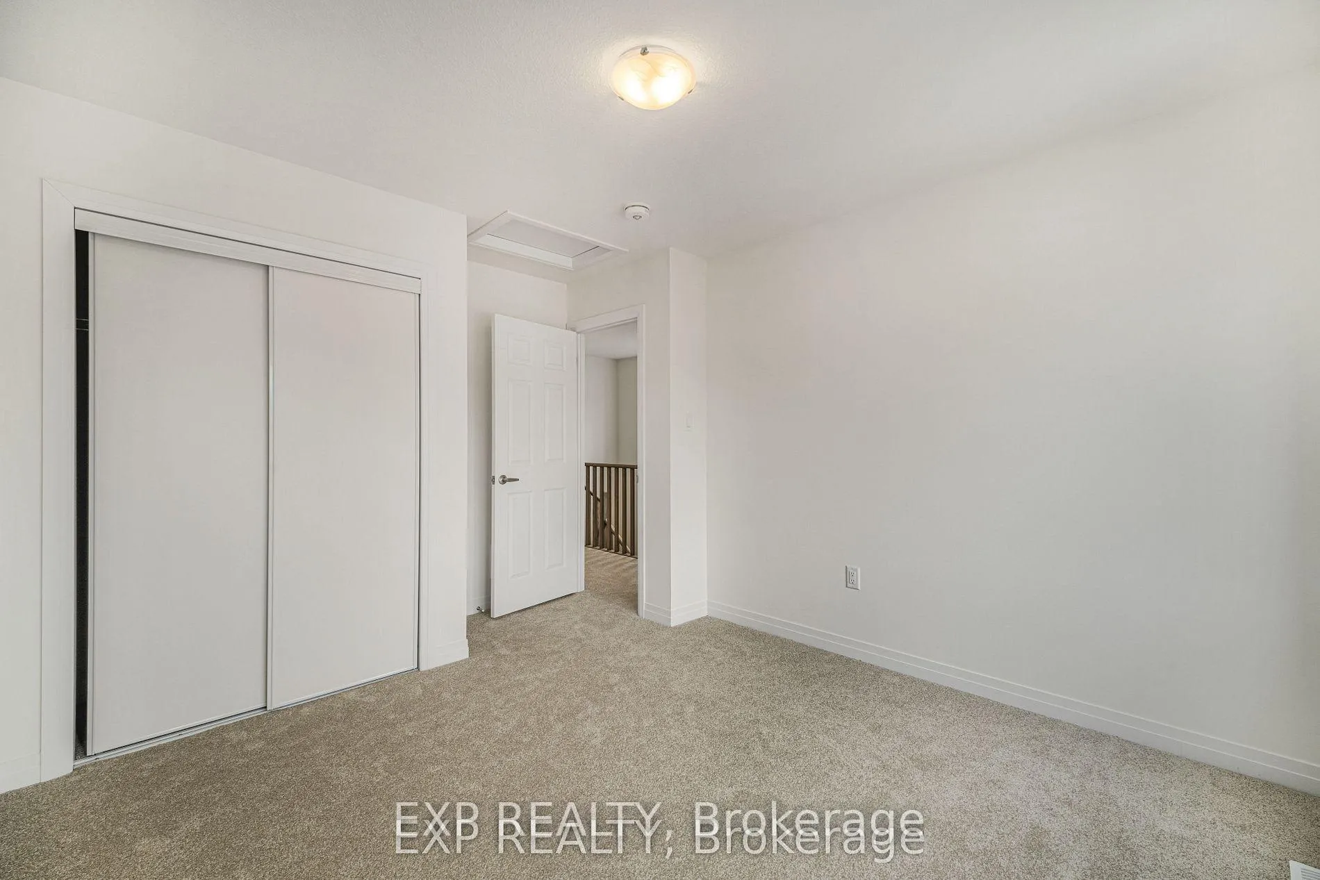 Photo 11 of 25 Canvas Crescent, Welland, Dain City — HOMEH