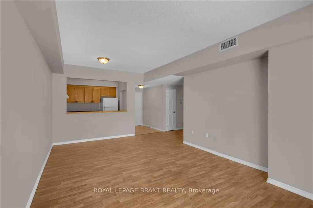 Photo 10 of Unit 105, 3497 Upper Middle Road, Burlington, Headon — HOMEH