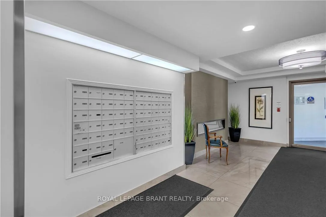 Photo 23 of Unit 105, 3497 Upper Middle Road, Burlington, Headon — HOMEH