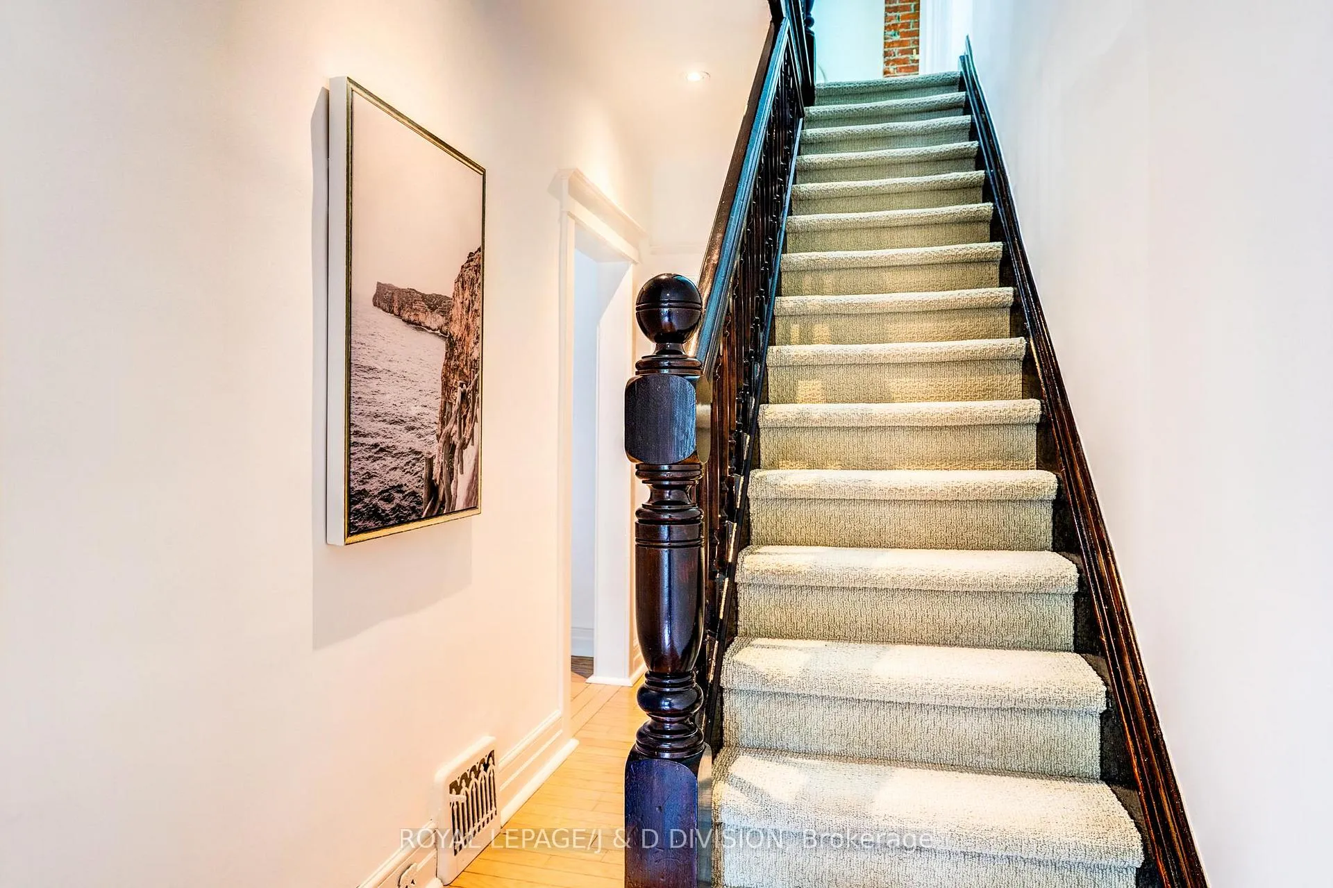 Photo 17 of 23 Empire Avenue, Toronto, South Riverdale — HOMEH