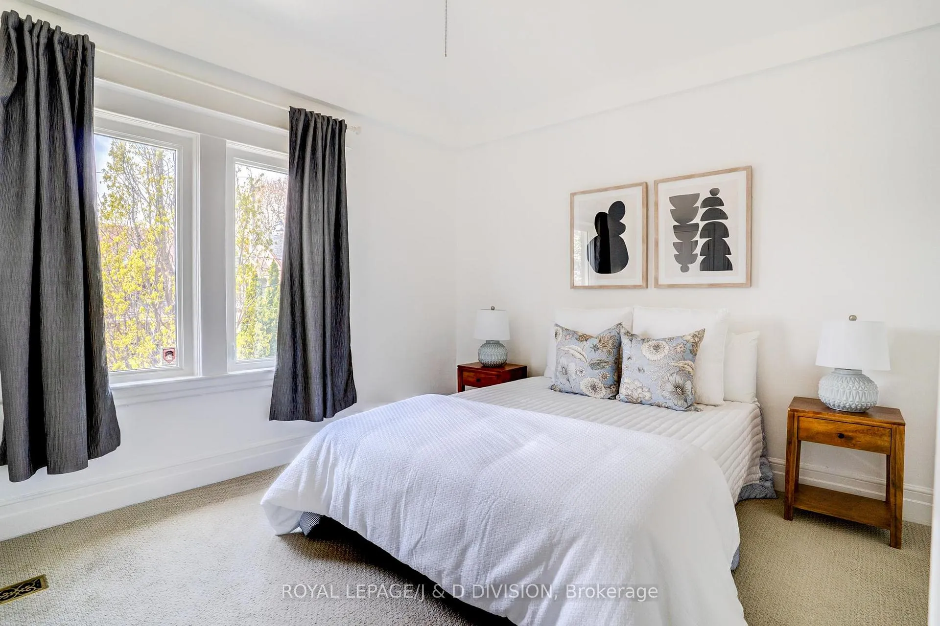 Photo 22 of 23 Empire Avenue, Toronto, South Riverdale — HOMEH