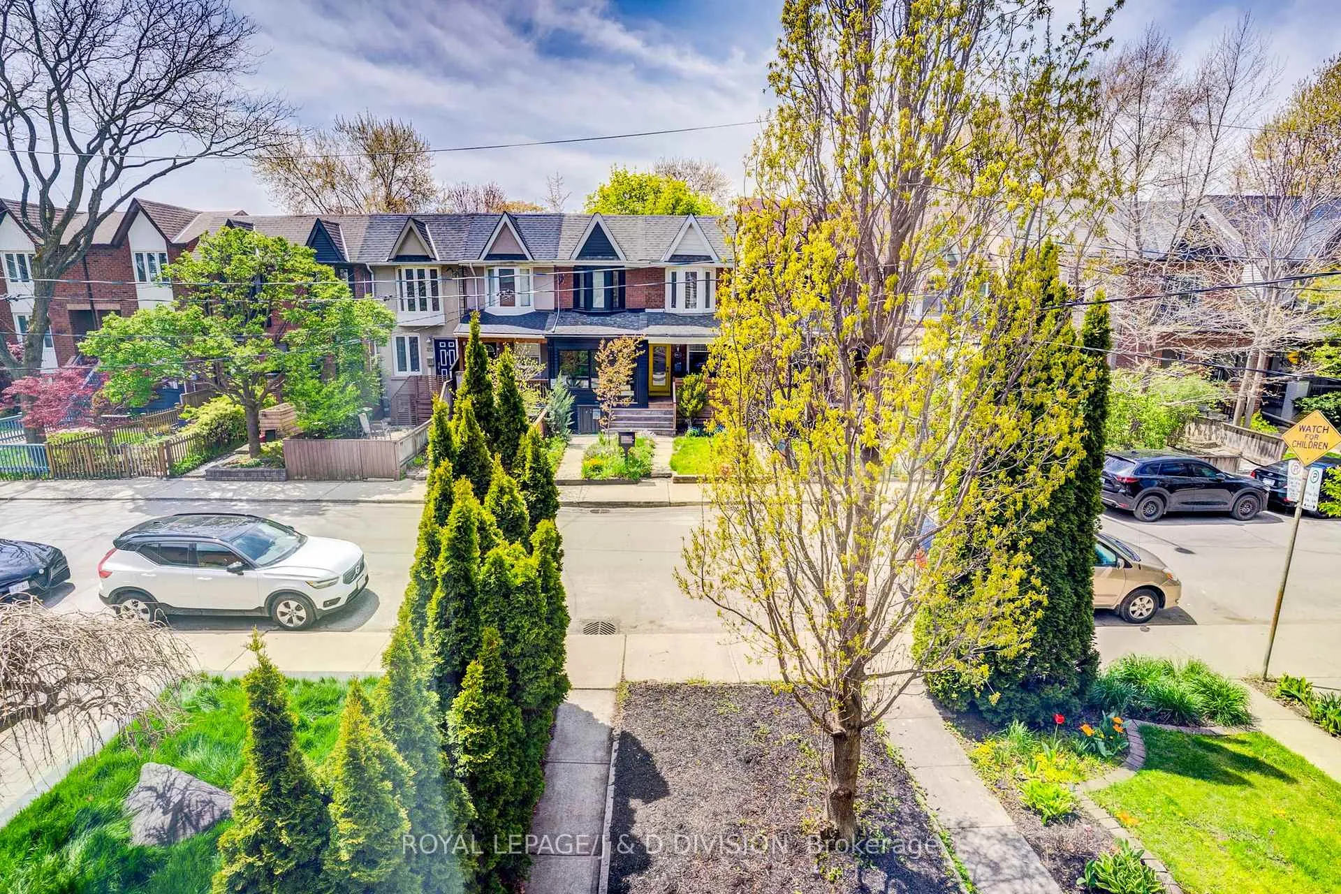 Photo 27 of 23 Empire Avenue, Toronto, South Riverdale — HOMEH
