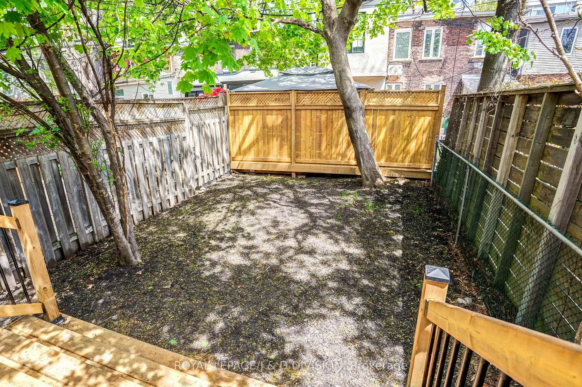 Photo 37 of 23 Empire Avenue, Toronto, South Riverdale — HOMEH