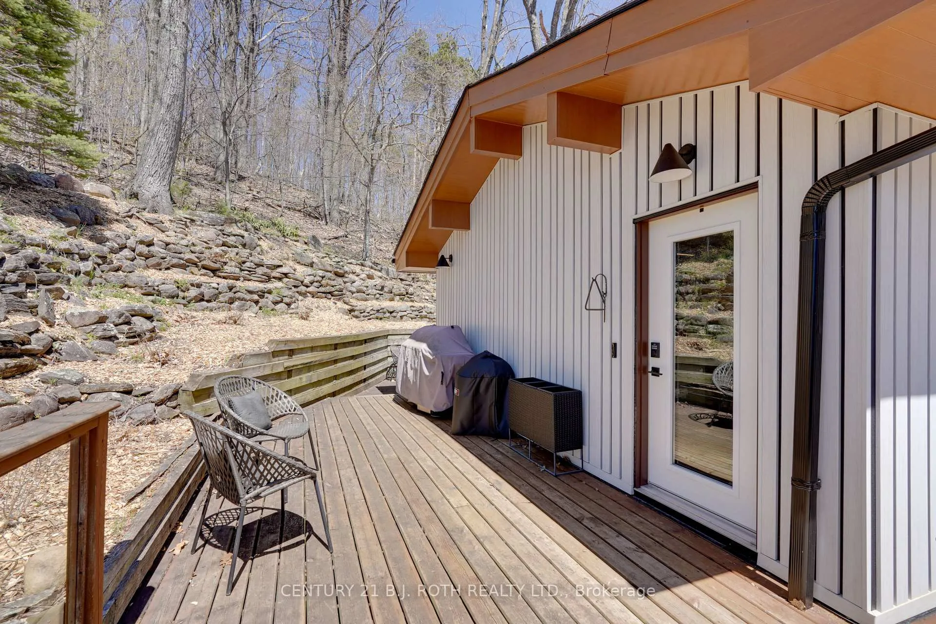 Photo 37 of 10 Pine Hill, Oro-Medonte, Horseshoe Valley — HOMEH