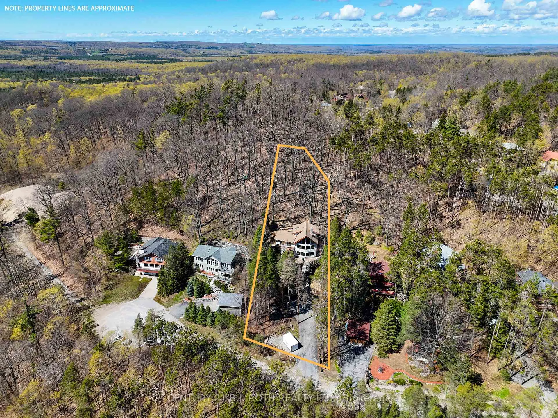 Photo 42 of 10 Pine Hill, Oro-Medonte, Horseshoe Valley — HOMEH