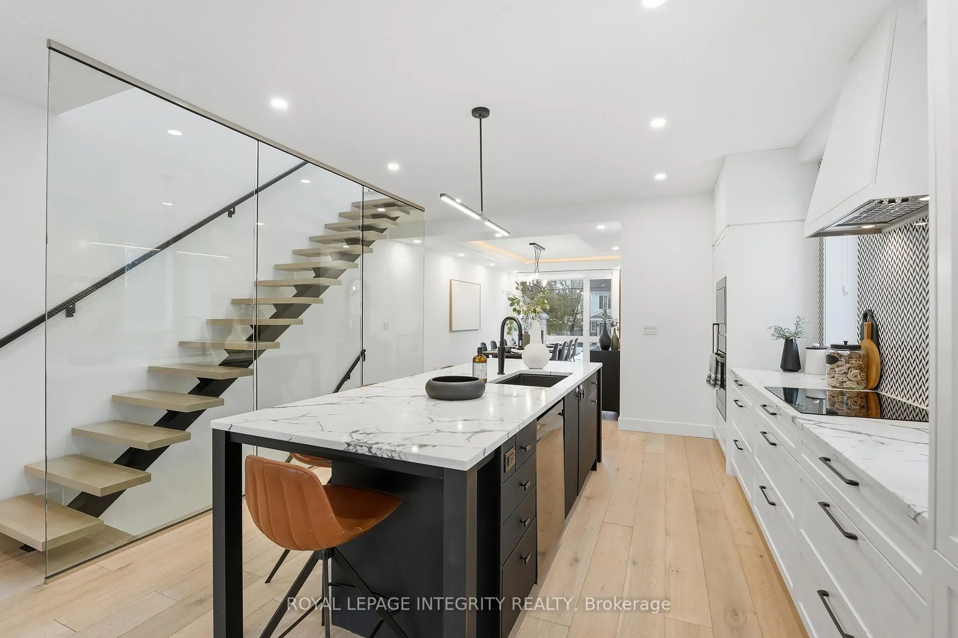 Photo 7 of 221 Wesley Avenue, Ottawa, Westboro/Hampton Park — HOMEH
