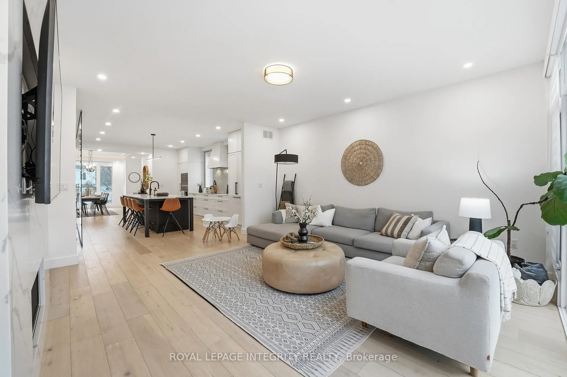 Photo 12 of 221 Wesley Avenue, Ottawa, Westboro/Hampton Park — HOMEH