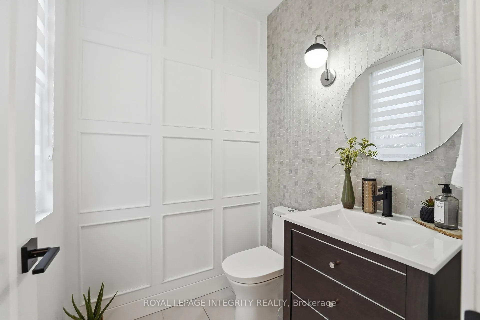 Photo 13 of 221 Wesley Avenue, Ottawa, Westboro/Hampton Park — HOMEH