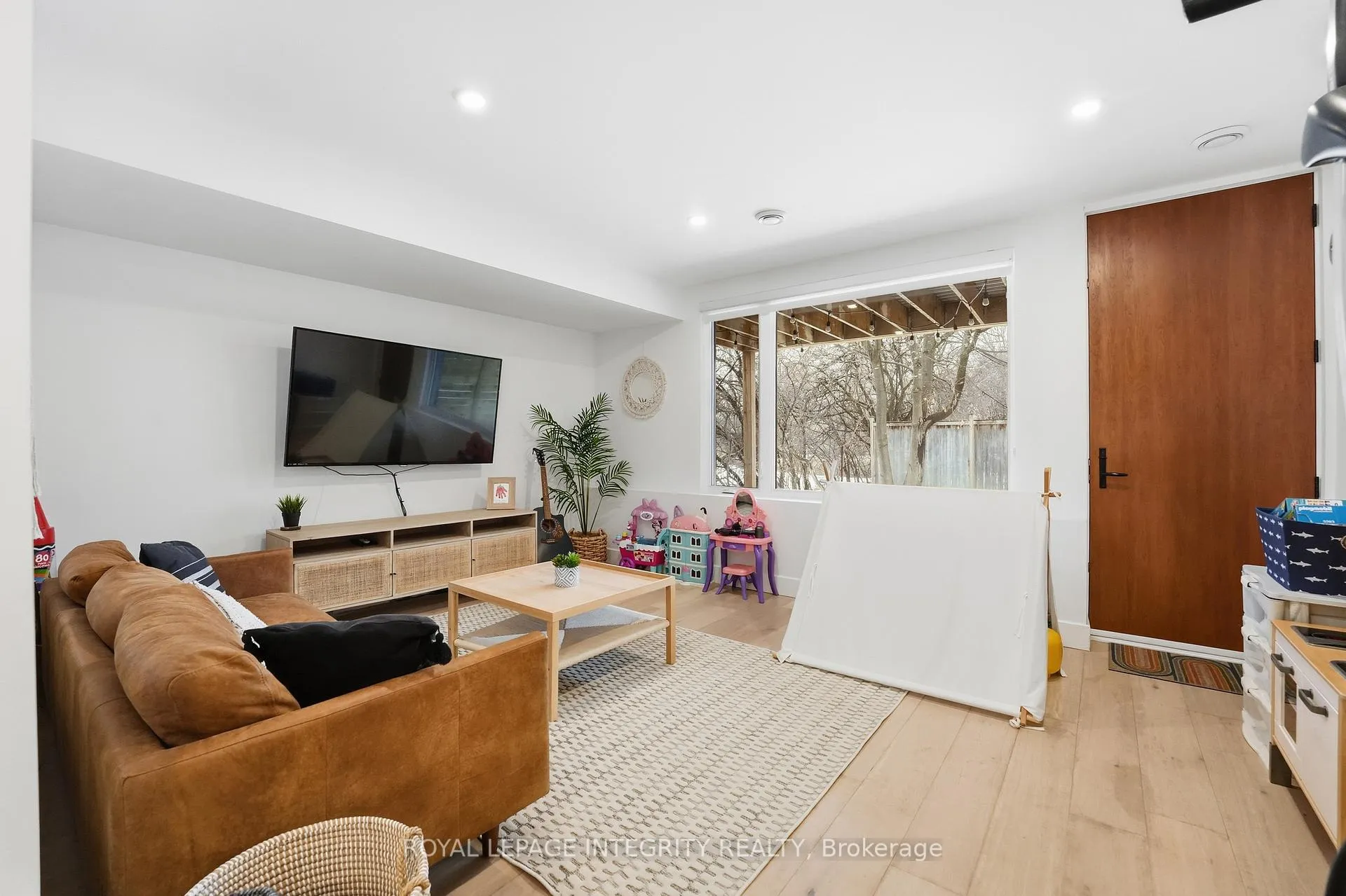 Photo 29 of 221 Wesley Avenue, Ottawa, Westboro/Hampton Park — HOMEH