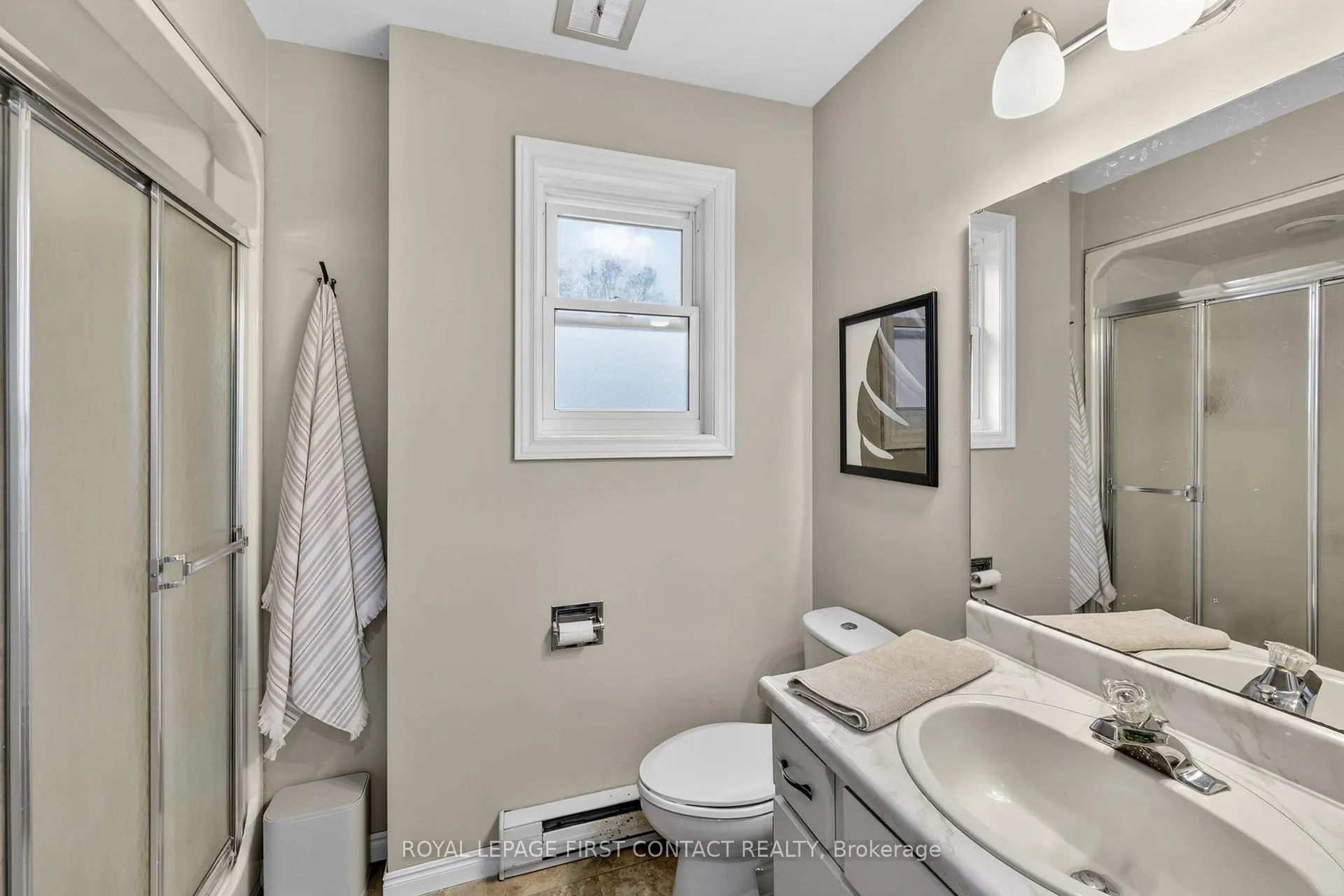 Photo 18 of 40 Stone Street, Springwater, Elmvale — HOMEH