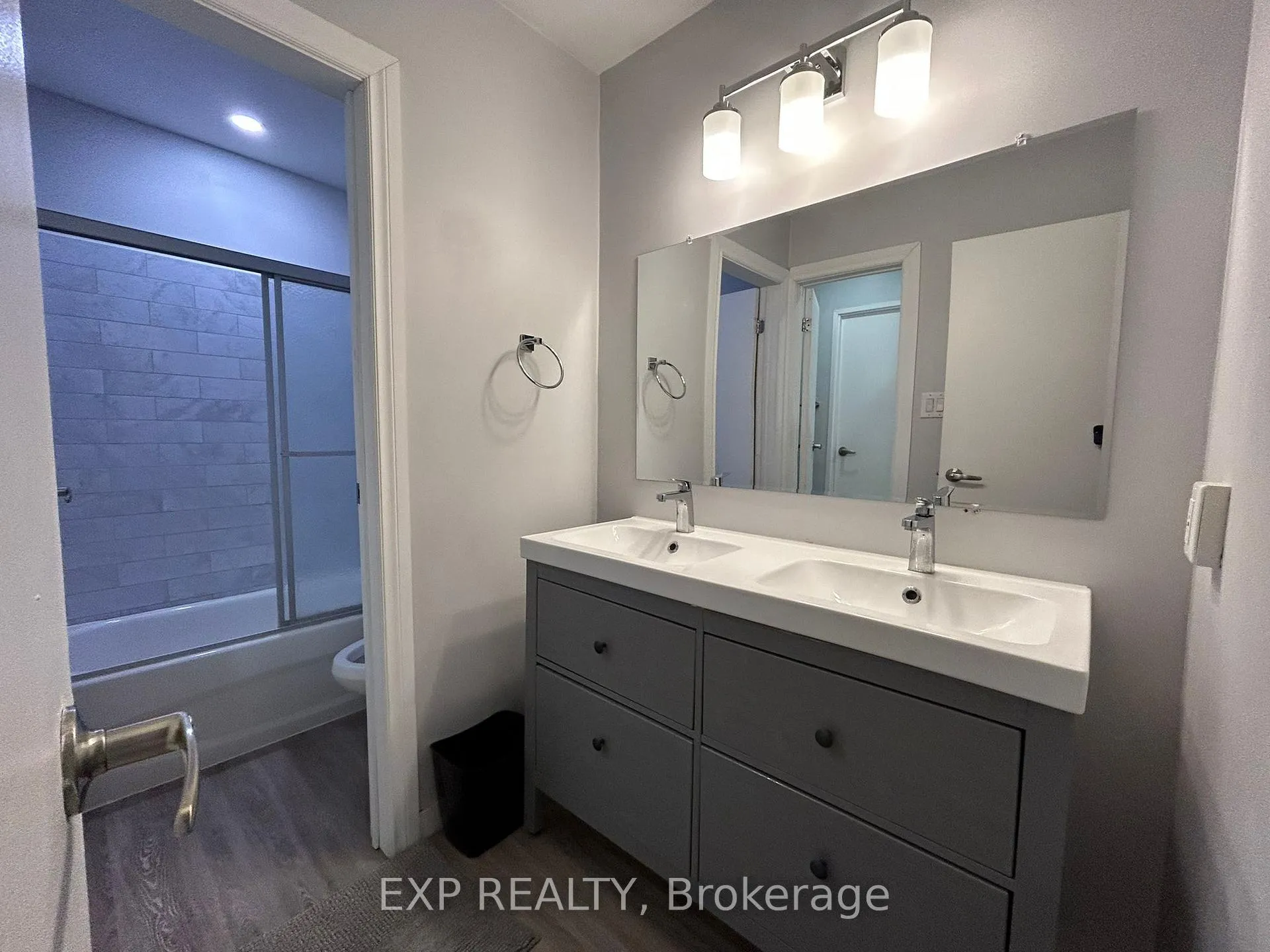 Photo 10 of Unit 3, 91 Westmount Road N, Waterloo, Beechwood — HOMEH