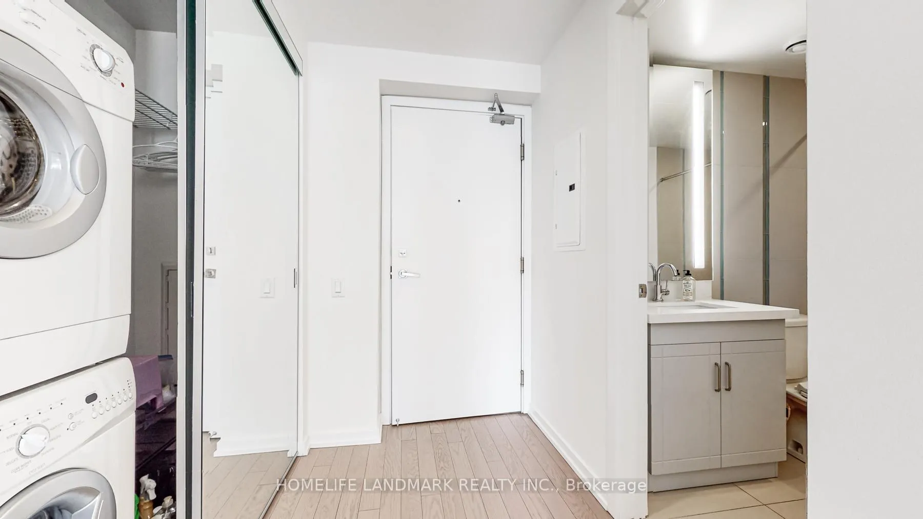 Photo 2 of Unit 2505, 101 Peter Street, Toronto, Waterfront Communities — HOMEH