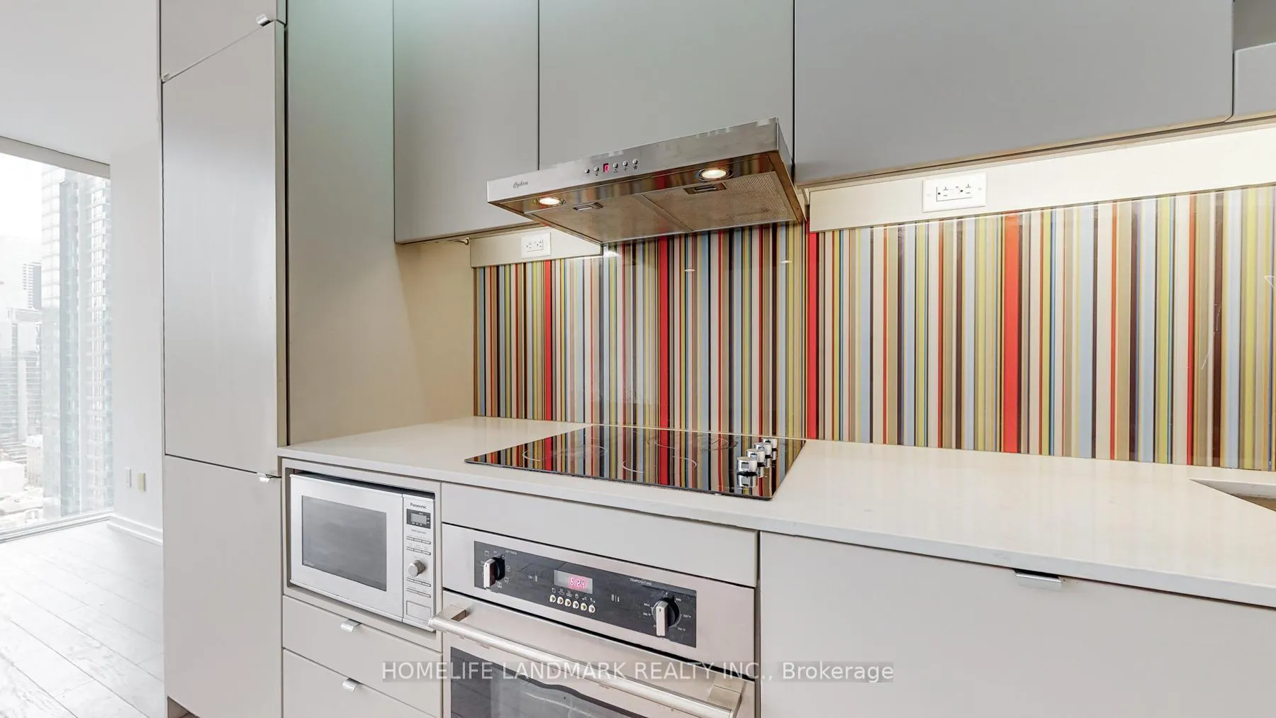 Photo 7 of Unit 2505, 101 Peter Street, Toronto, Waterfront Communities — HOMEH