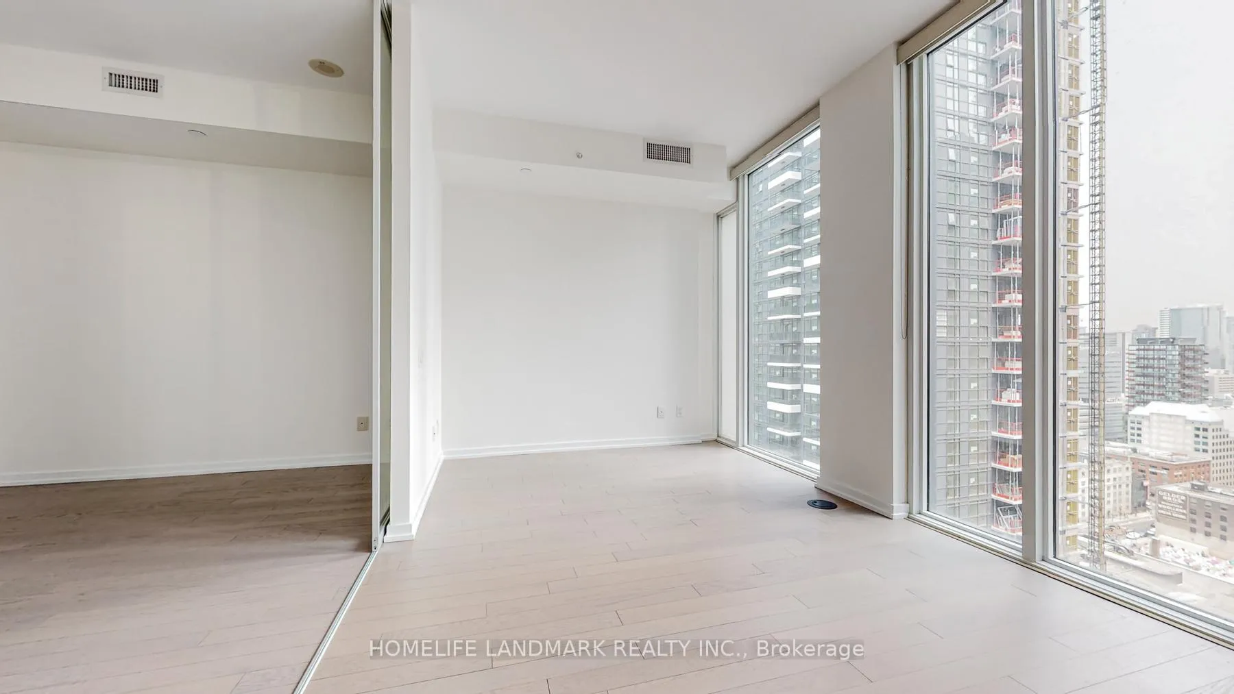 Photo 10 of Unit 2505, 101 Peter Street, Toronto, Waterfront Communities — HOMEH