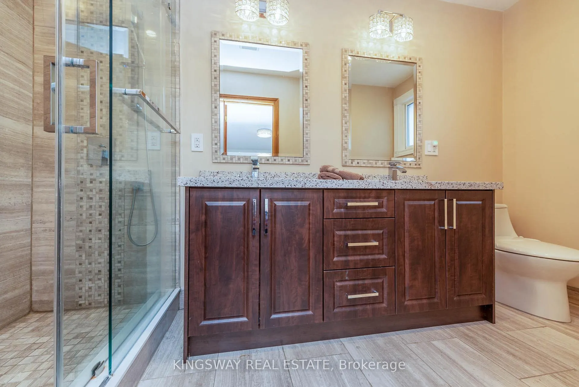 Photo 34 of 298 Forest Drive S, Vaughan, West Woodbridge — HOMEH