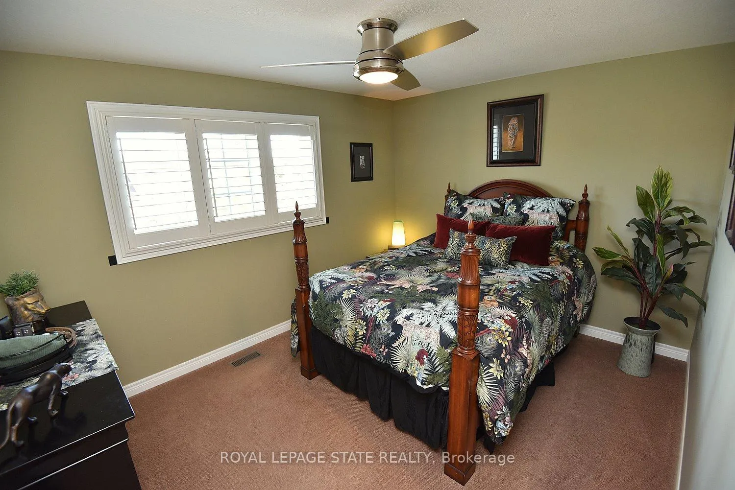 Photo 34 of 12 Degrow Crescent, Hamilton, Rural Glanbrook — HOMEH