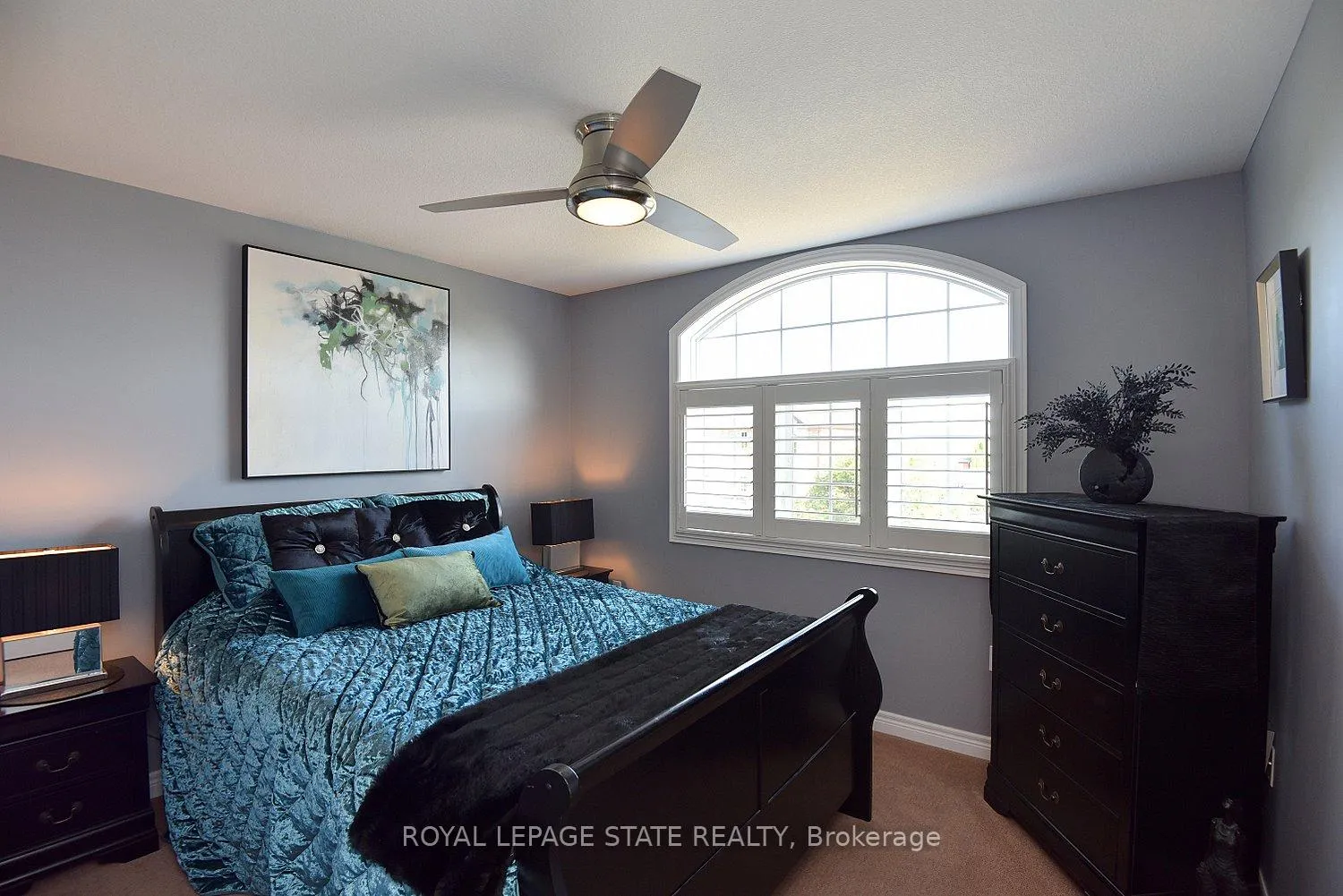 Photo 36 of 12 Degrow Crescent, Hamilton, Rural Glanbrook — HOMEH