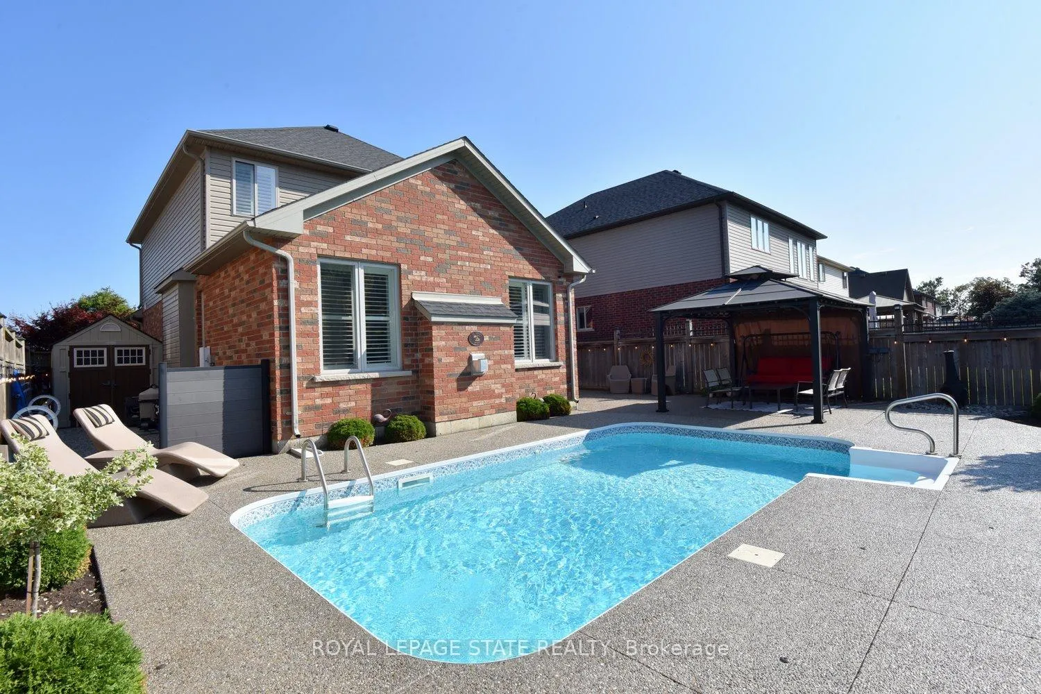 Photo 40 of 12 Degrow Crescent, Hamilton, Rural Glanbrook — HOMEH