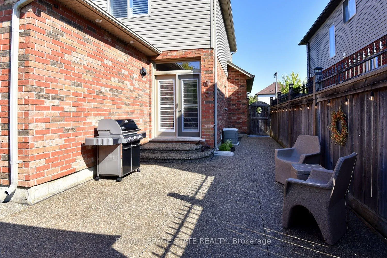Photo 47 of 12 Degrow Crescent, Hamilton, Rural Glanbrook — HOMEH