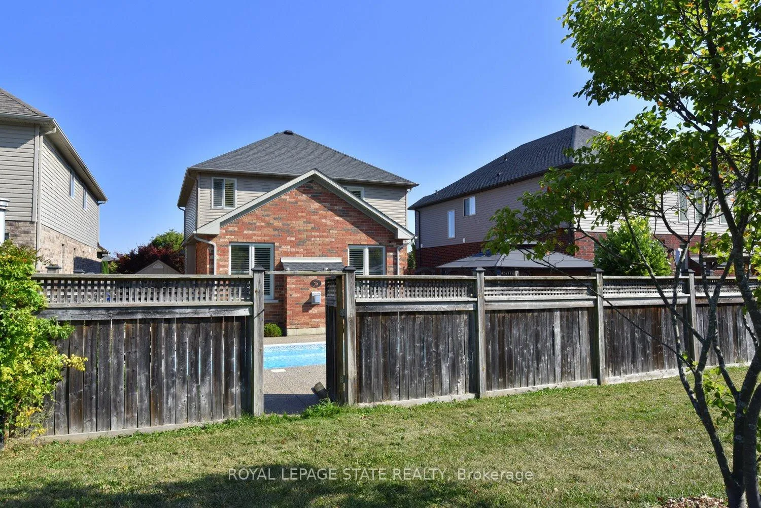 Photo 50 of 12 Degrow Crescent, Hamilton, Rural Glanbrook — HOMEH