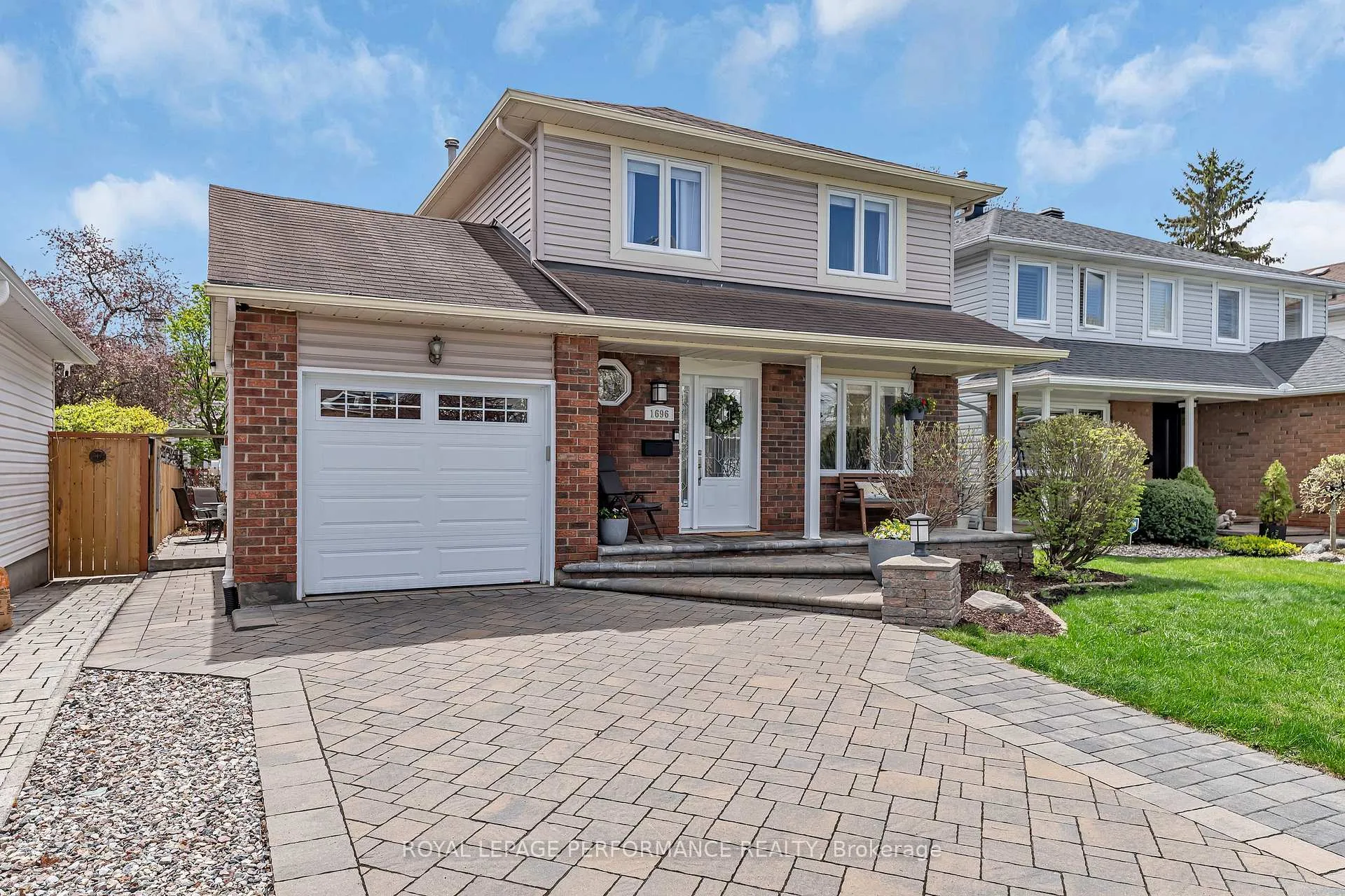 Photo 1 of 1696 Tache Way, Ottawa, Fallingbrook/Pineridge — HOMEH